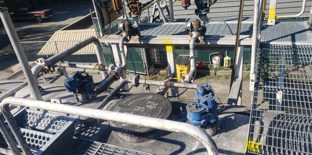 before-equipment-power-washing